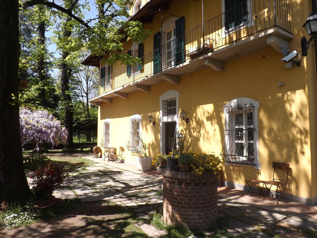Villa Mirano Bed & Breakfast Piossasco Bagian luar foto